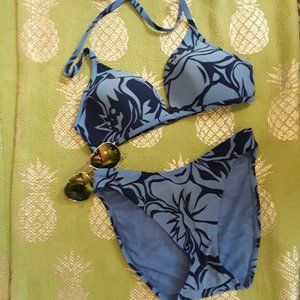 Like New Victoria Secret navy blue print swim suit